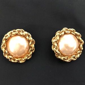 CHANEL Vintage Faux Pearl Clip-On Earrings